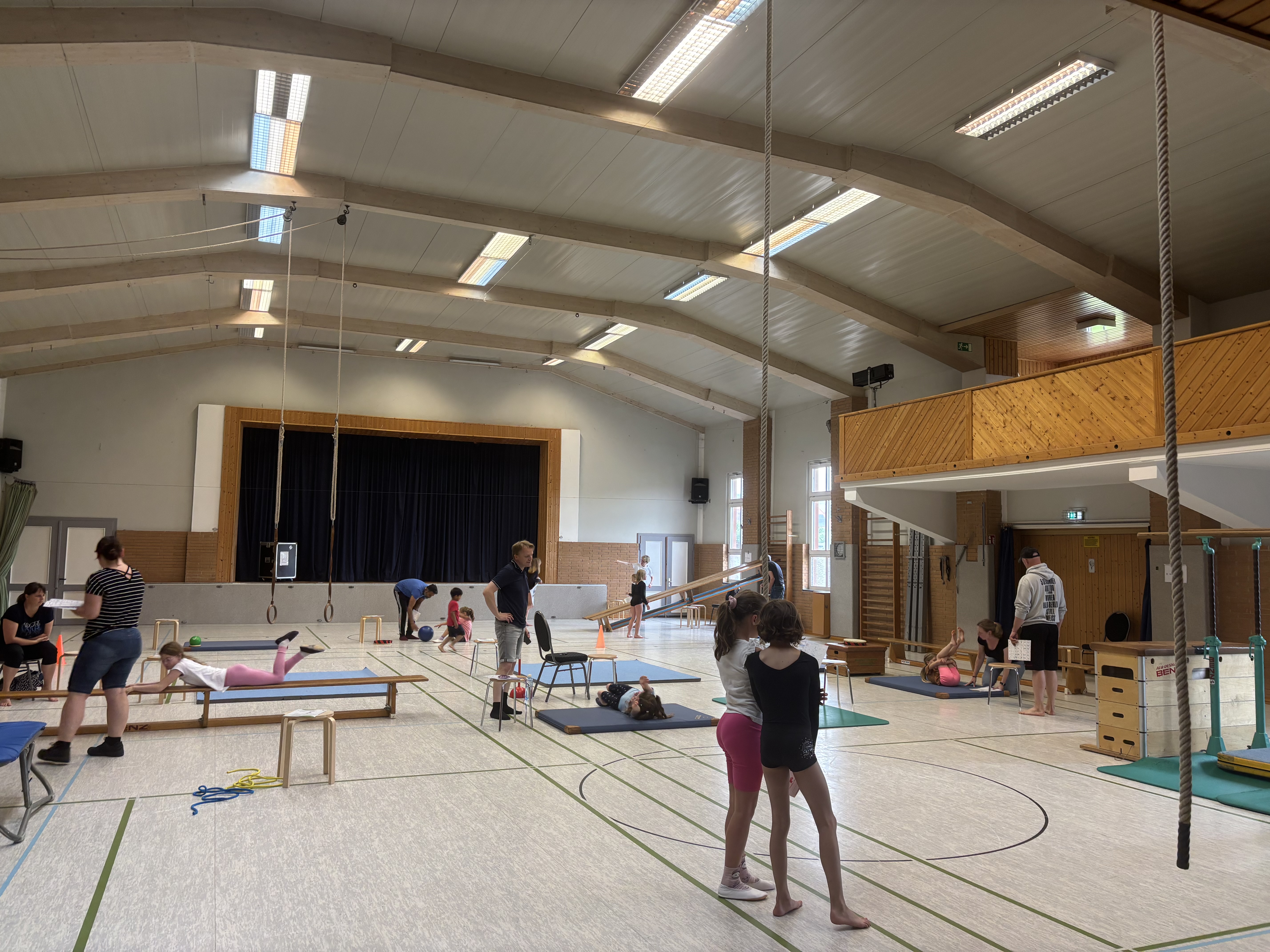 Bild in der Sc Turnhalle vom Kinderturnabzeichen